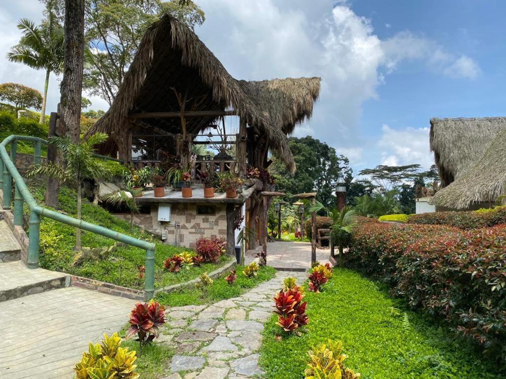 ホテル Rancho Ecoturistico El Faro ラ・メサ エクステリア 写真