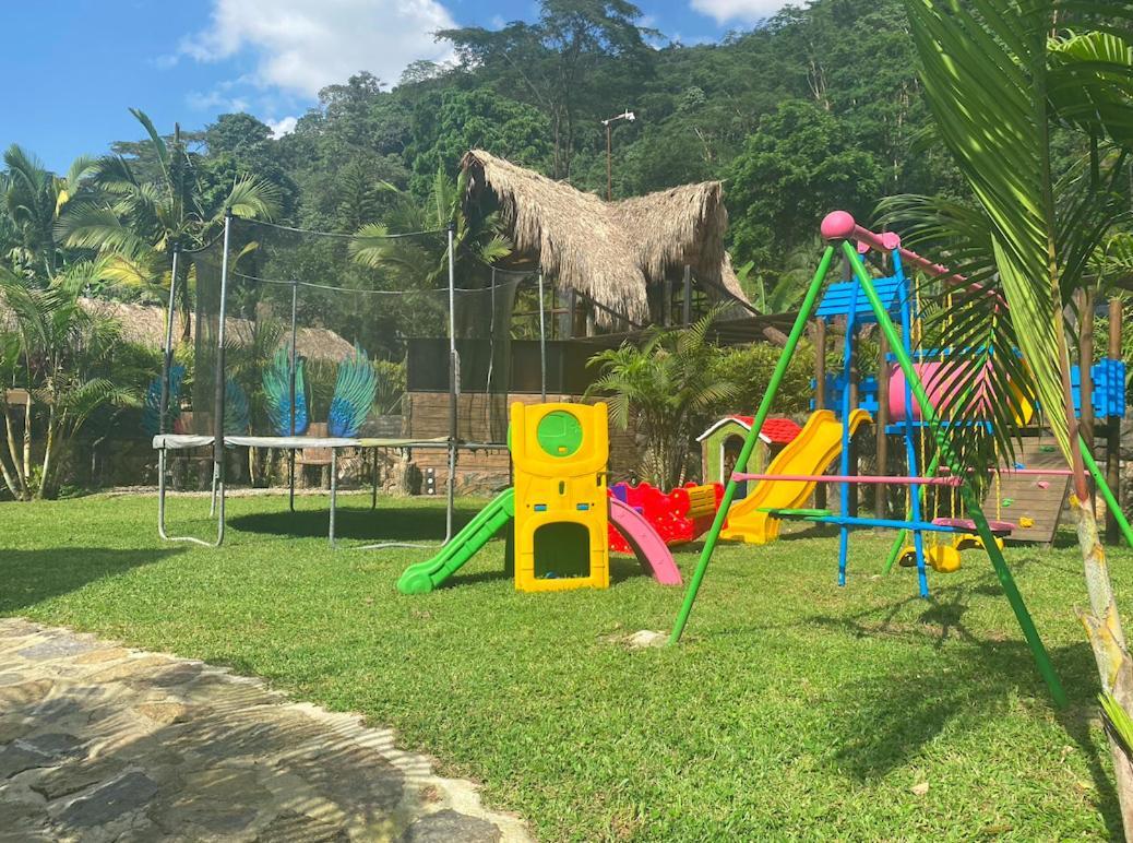 ホテル Rancho Ecoturistico El Faro ラ・メサ エクステリア 写真