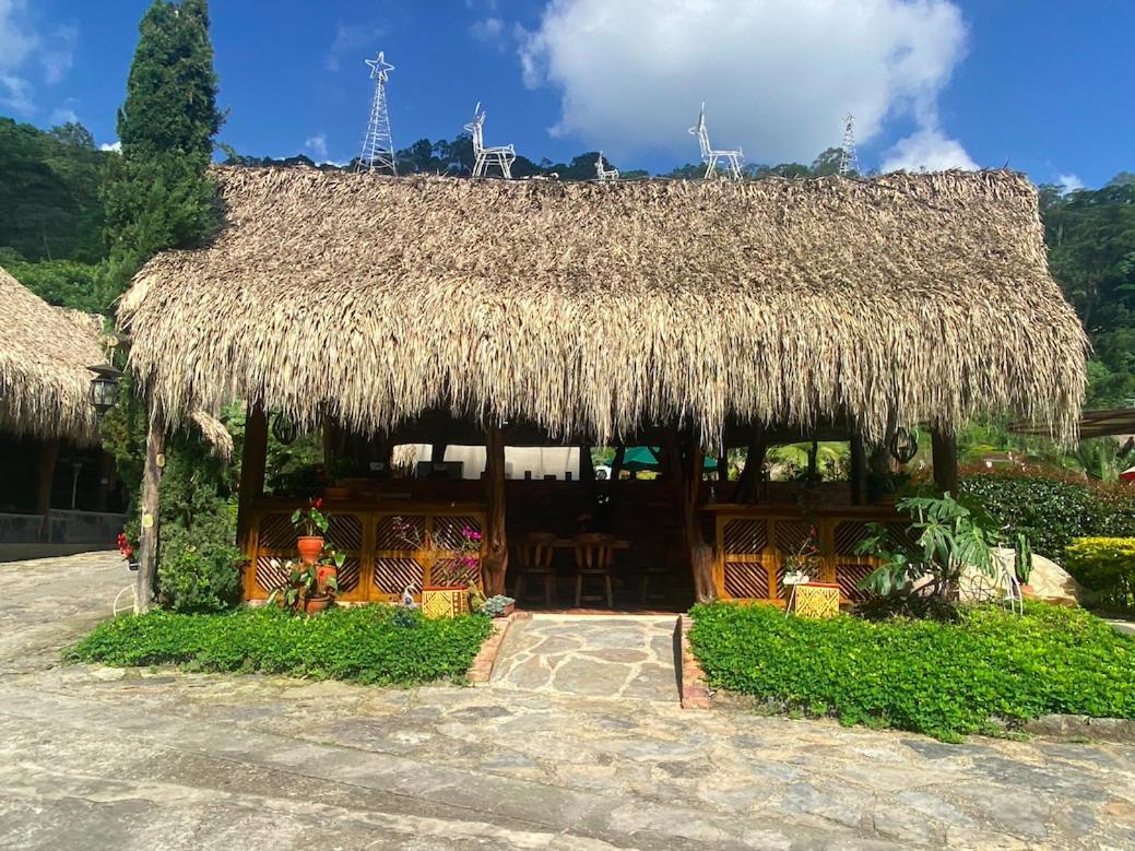 ホテル Rancho Ecoturistico El Faro ラ・メサ エクステリア 写真